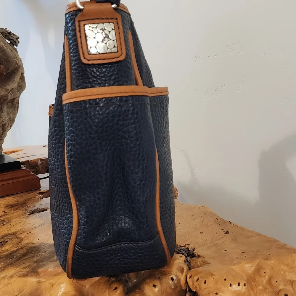 Sold - Picture 2 of 5